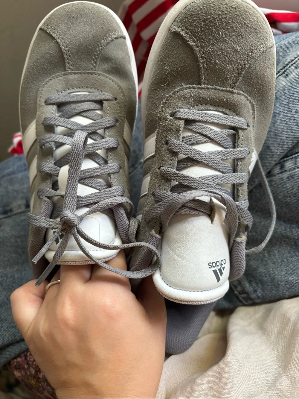 adidas Gray Suede boy’s Sneakers with White Stripes